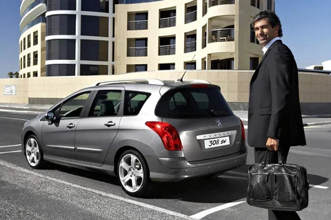Peugeot 308 SW XT 1.6 VTi 2008 view 3