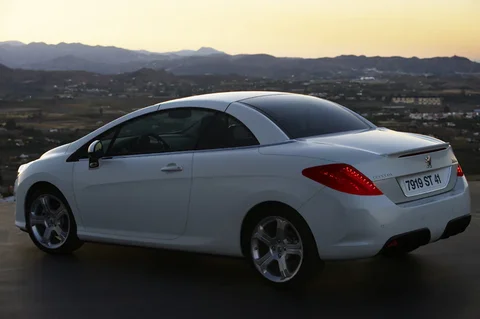Peugeot 308 CC Première 1.6 THP 2009 view 9