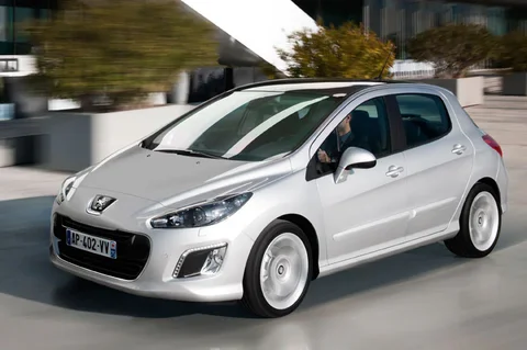 Peugeot 308 Active 1.6 e-HDi 2012 view 2