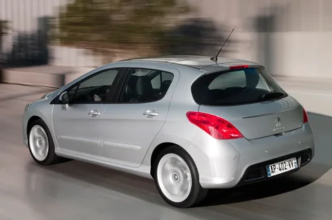Peugeot 308 Active 1.6 e-HDi 2012 view 4