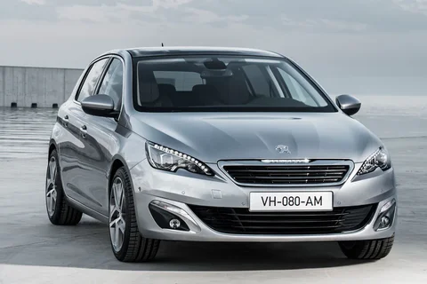 Peugeot 308 Active 1.6 e-HDi 2013 view 3