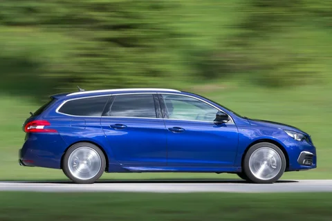 Peugeot 308 SW Active Pack 1.2 PureTech 110 2020 view 5