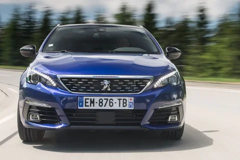 Peugeot 308 SW Active Pack 1.2 PureTech 110 2020 view 6