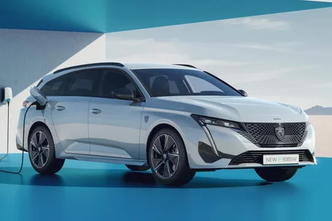 Peugeot 308 e-308 SW Style 54kWh 156 2024 view 2