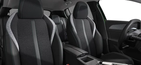 Peugeot 308 e-308 Style 54kWh 156 2024 view 7
