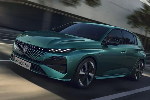 Peugeot 308 Style HYbrid 195 2025 view 6