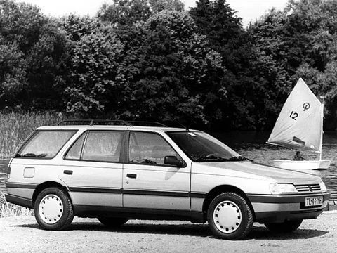 Peugeot 405 Break GRD 1988 view 3