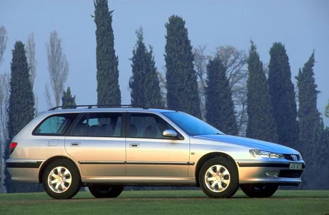 Peugeot 406 Break XT 2.2-16V 2002 view 7