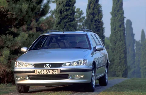 Peugeot 406 Break XT 2.2-16V 2002 view 2