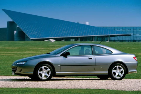 Peugeot 406 Coupé Pack 2.2-16V 2003 view 2