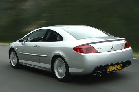 Peugeot 407 Coupé Référence 2.7 HDiF V6 2005 view 4