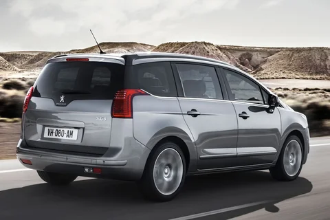 Peugeot 5008 Active 1.6 e-HDi 7P 2013 view 7