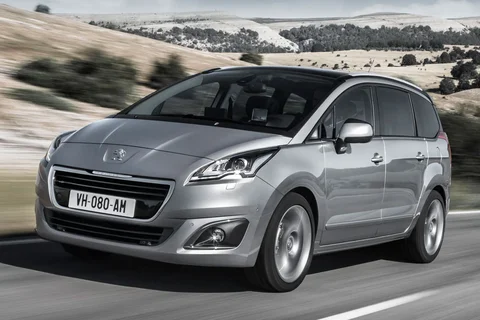 Peugeot 5008 Active 1.6 e-HDi 7P 2013 view 10