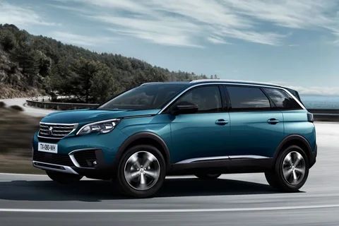 Peugeot 5008 Allure 1.6 e-THP 2017 view 3