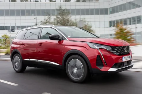 Peugeot 5008 Active 1.2 PureTech 130 2021 view 5