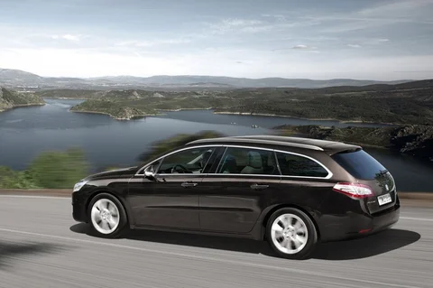 Peugeot 508 SW GT 2.2 HDi 2010 view 2