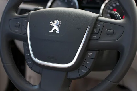 Peugeot 508 SW GT 2.2 HDi 2010 view 12