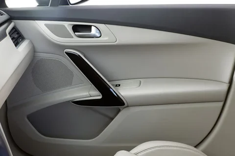 Peugeot 508 Active 1.6 e-HDi 2011 view 10
