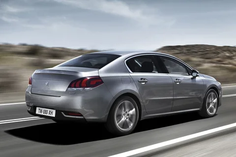 Peugeot 508 Active 1.6 e-HDi 115 2014 view 9