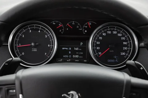 Peugeot 508 SW Active 1.6 e-HDi 115 2014 view 2