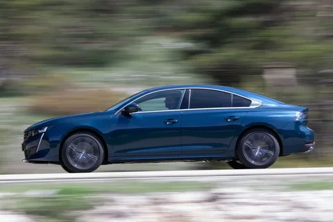 Peugeot 508 Active PureTech 130 2020 view 12