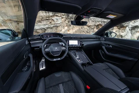 Peugeot 508 SW First Edition PureTech 225 2019 view 8