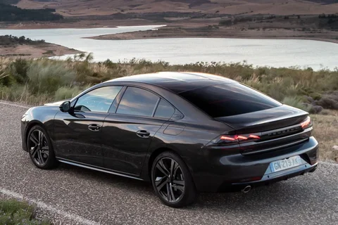 Peugeot 508 PSE HYbrid 360 2023 view 2