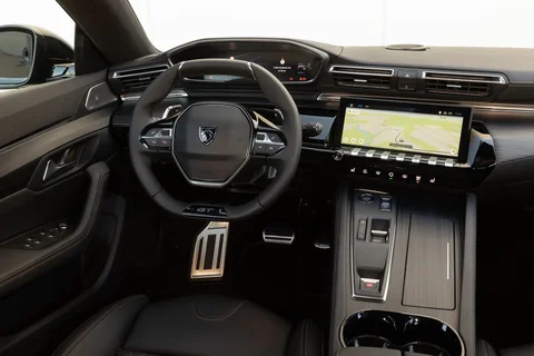Peugeot 508 PSE HYbrid 360 2023 view 6