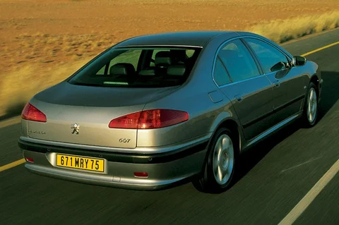 Peugeot 607 3.0 Pack 2000 view 6