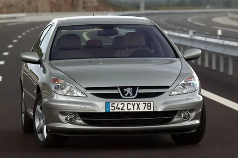 Peugeot 607 2.7-24V V6 HDiF Executive 2005 view 2