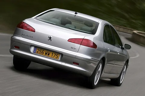 Peugeot 607 2.7-24V V6 HDiF Executive 2005 view 3