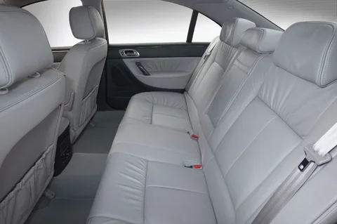 Peugeot 607 2.7-24V V6 HDiF Executive 2005 view 10