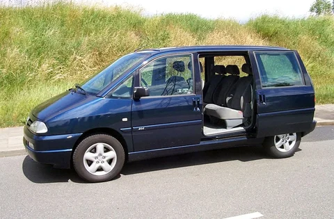 Peugeot 806 STdt 2.1 1998 view 5