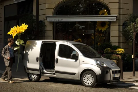 Peugeot Bipper XR 1.4 2012 view 6
