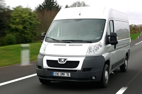 Peugeot Boxer L4H2 435 HDi 150 2012 view 11