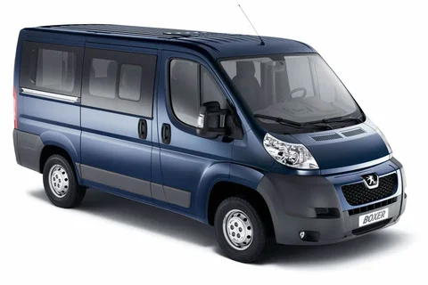 Peugeot Boxer Combi L2H2 333 e-HDi 130 2014 view 2