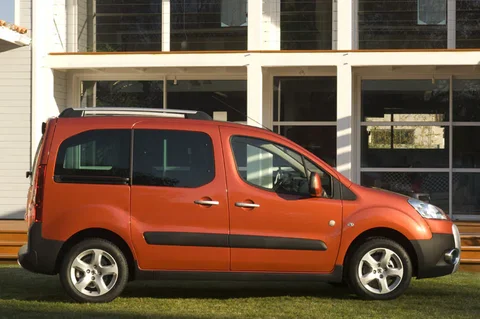Peugeot Partner Tepee XT 1.6 110hp 2008 view 9