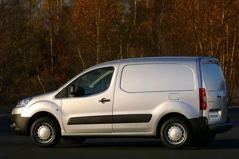 Peugeot Partner 122 L1 XT 1.6 e-HDi 90hp 2012 view 2