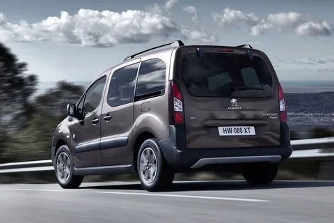 Peugeot Partner Tepee Access Electric 2017 view 10