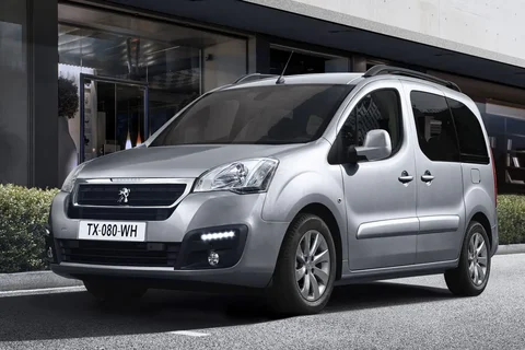 Peugeot Partner Tepee Access Electric 2017 view 12