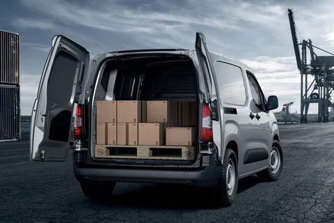 Peugeot Partner Long PureTech 110 2022 view 6