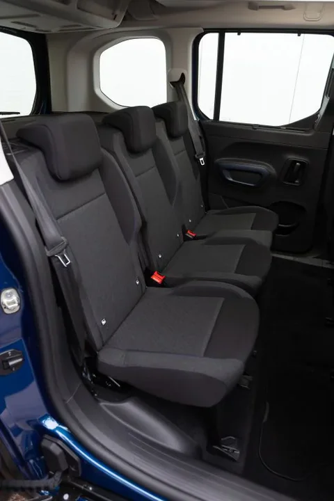 Peugeot Rifter Long Active Pack 1.2 PureTech 110 2021 view 2