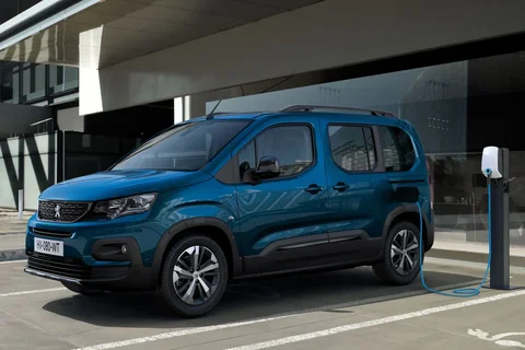 Peugeot Rifter e-Rifter Active Pack 50kWh 2021 view 2