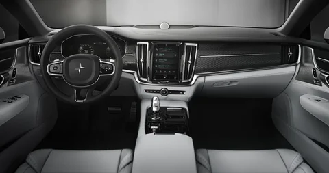 Polestar 1 T8R 2020 view 3
