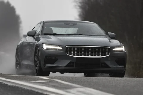 Polestar 1 T8R 2020 view 5