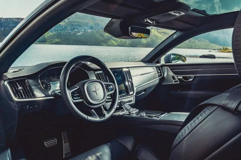 Polestar 1 T8R 2020 view 11