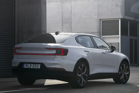 Polestar 2 78kWh Single Motor 2021 view 8
