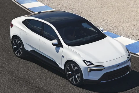 Polestar 4 Long Range Dual Motor Performance Plus 2025 view 6