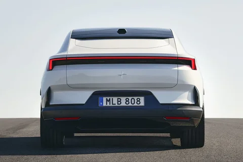Polestar 4 Long Range Dual Motor Performance Plus 2025 view 10