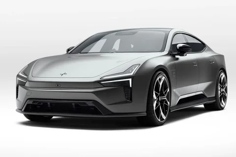 Polestar 5 Dual Motor Performance 2025 view 3